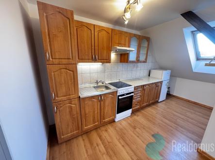 Pronájem bytu, 2+kk, 68 m²