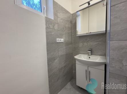 Pronájem bytu, 2+1, 70 m²