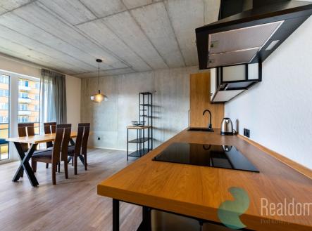 Pronájem bytu, 2+kk, 58 m²