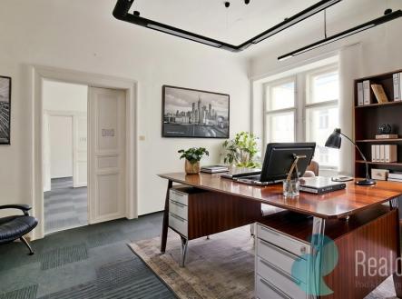 Pronájem kanceláře, 94 m²