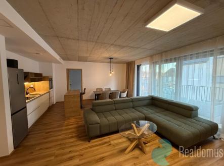 Pronájem bytu, 4+kk, 175 m²