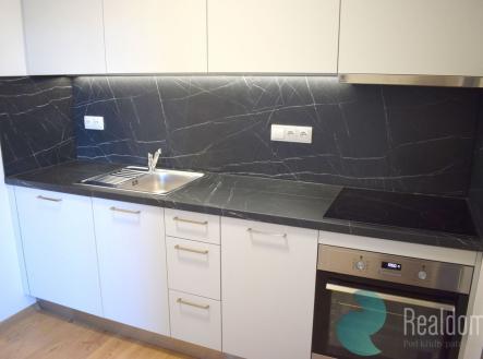 Pronájem bytu, 1+1, 30 m²