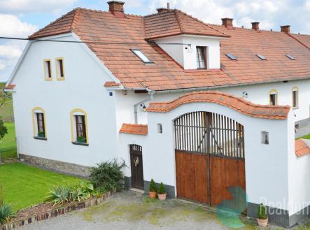 Prodej zemědělského objektu, 9 337 m²