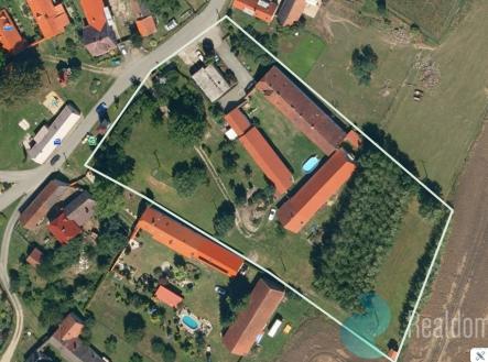 Prodej zemědělského objektu, 9 337 m²