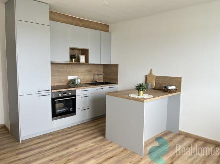 Pronájem bytu, 2+kk, 56 m²