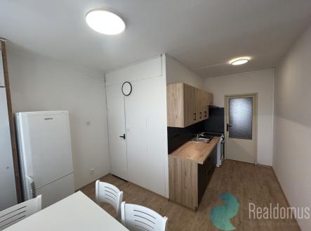 Pronájem bytu, 2+1, 65 m²