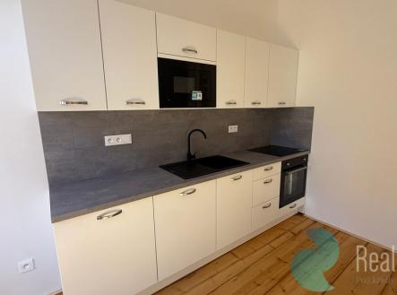 Pronájem bytu, 3+1, 120 m²