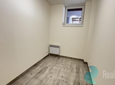 Pronájem bytu, 1+1, 30 m²