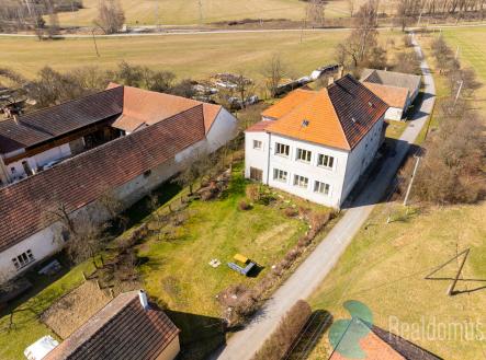 Prodej nájemního domu, 330 m²