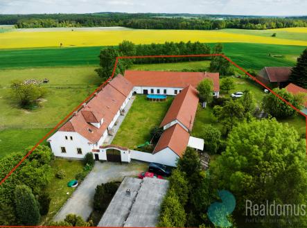 Prodej hotel, 726 m²