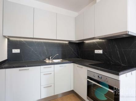 Pronájem bytu, 1+kk, 30 m²