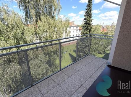 Pronájem bytu, 2+kk, 46 m²