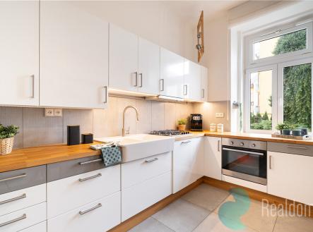 Pronájem bytu, 3+1, 95 m²