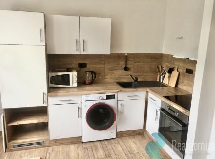 Pronájem bytu, 1+1, 43 m²