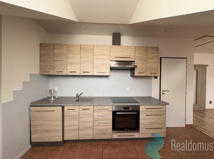 Pronájem bytu, 2+kk, 57 m²