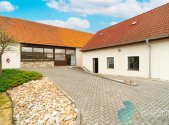 Prodej výrobní prostory, 1 075 m²