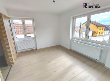 Pronájem bytu, 2+kk, 42 m²