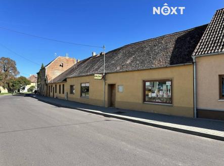 Prodej komerčního objektu, obchodní centrum, 853 m²