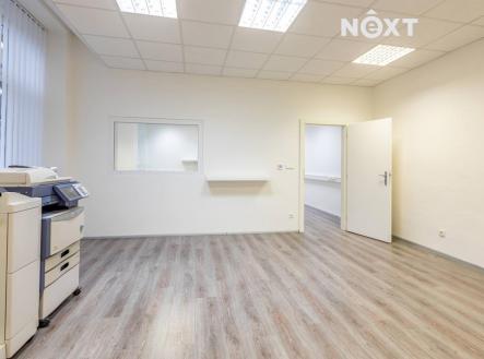 Prodej komerčního objektu, administrativní budova, 83 m²