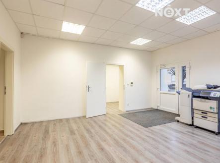 Prodej komerčního objektu, administrativní budova, 83 m²