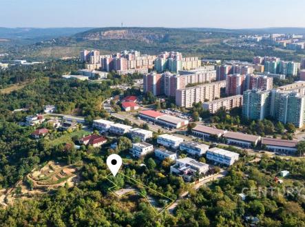 Prodej pozemku pro bydlení, 2 004 m²