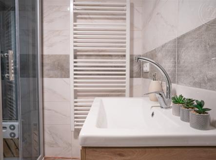 Pronájem bytu, 2+1, 77 m²