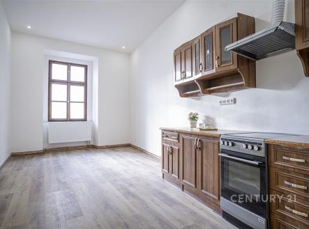 Pronájem bytu, 2+1, 77 m² obrázek