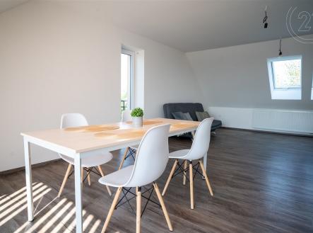 Pronájem bytu, 3+kk, 95 m²