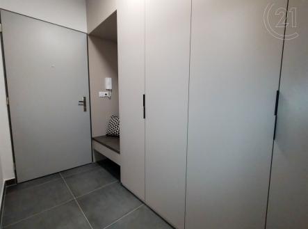 Pronájem bytu, 2+kk, 78 m²