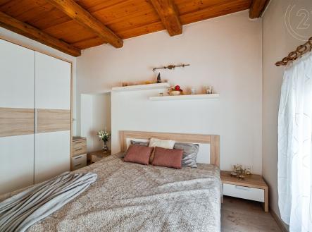 Prodej - dům/vila, 330 m²
