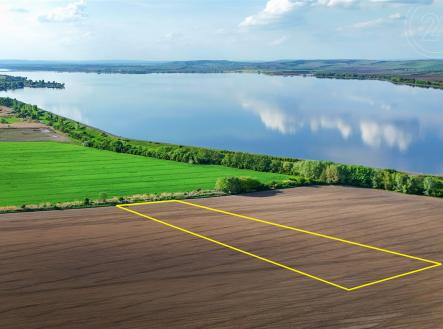 Prodej - pozemek, zemědělská půda, 9 682 m²