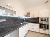 Pronájem bytu, 2+1, 53 m²