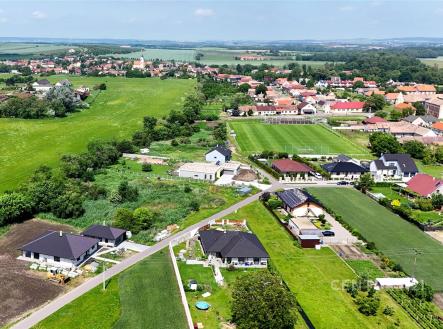 Prodej pozemku pro bydlení, 1 221 m²