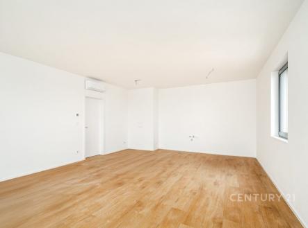 Pronájem bytu, 3+kk, 79 m²