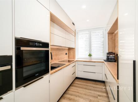 Prodej bytu, 4+1, 84 m²