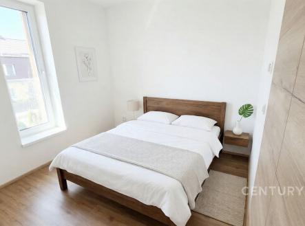 Pronájem bytu, 2+kk, 33 m²