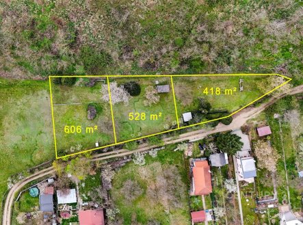 Prodej rozlehlé zahrady 1 552 m², Obec Dyje