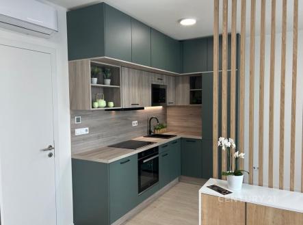 Pronájem bytu, 1+kk, 34 m² obrázek