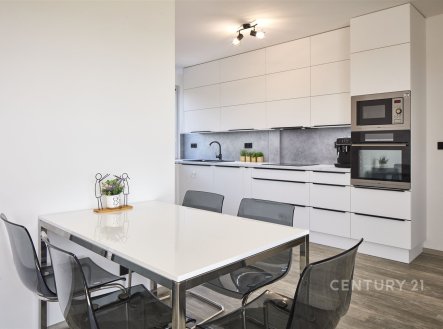 Prodej bytu, 3+kk, 70 m² obrázek