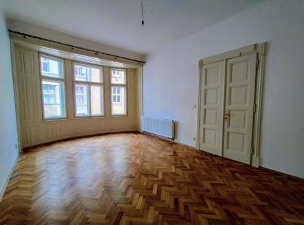 Pronájem bytu, 3+1, 120 m² obrázek