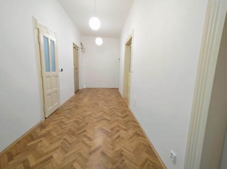 Pronájem bytu, 3+1, 120 m²