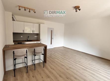 Pronájem bytu, 1+kk, 37 m²