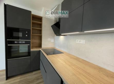 Prodej bytu, 2+kk, 109 m²