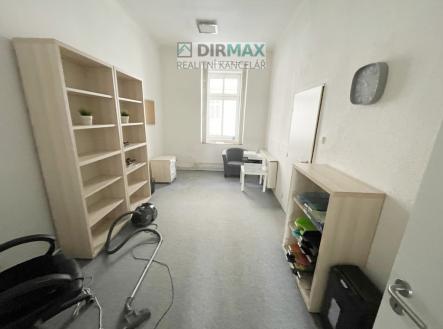 Pronájem kanceláře, 58 m²