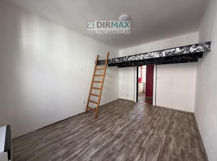 Pronájem bytu, 1+1, 37 m²