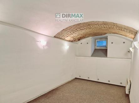 Pronájem skladovací prostor, 54 m²