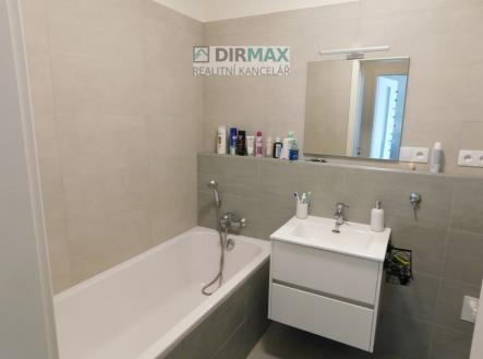 Pronájem bytu, 3+kk, 76 m²