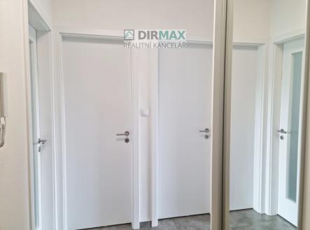 Pronájem bytu, 2+kk, 62 m²