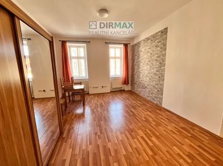 Pronájem bytu, 1+kk, 35 m²