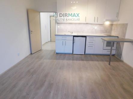 Pronájem bytu, 1+kk, 32 m²